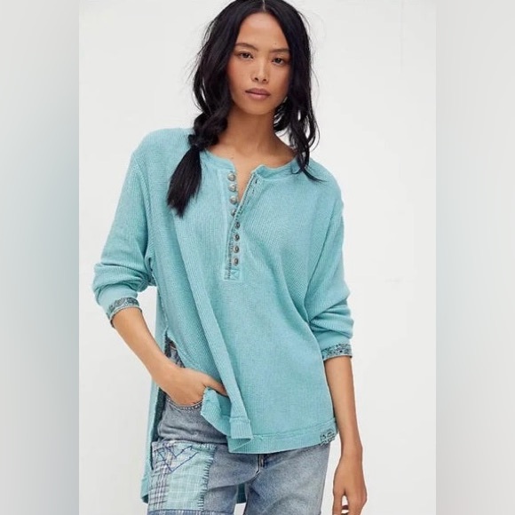 Free People Fall For You Henley - Picture 3 of 9